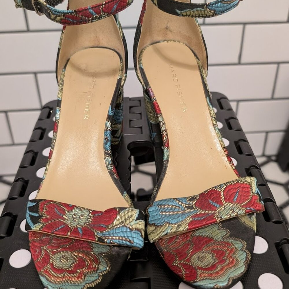 Marc Fisher "Glowing" Brocade Floral Sandals - Size 5.5 | Like New - Picture 3 of 8